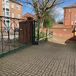 7 Precentor\'S Court